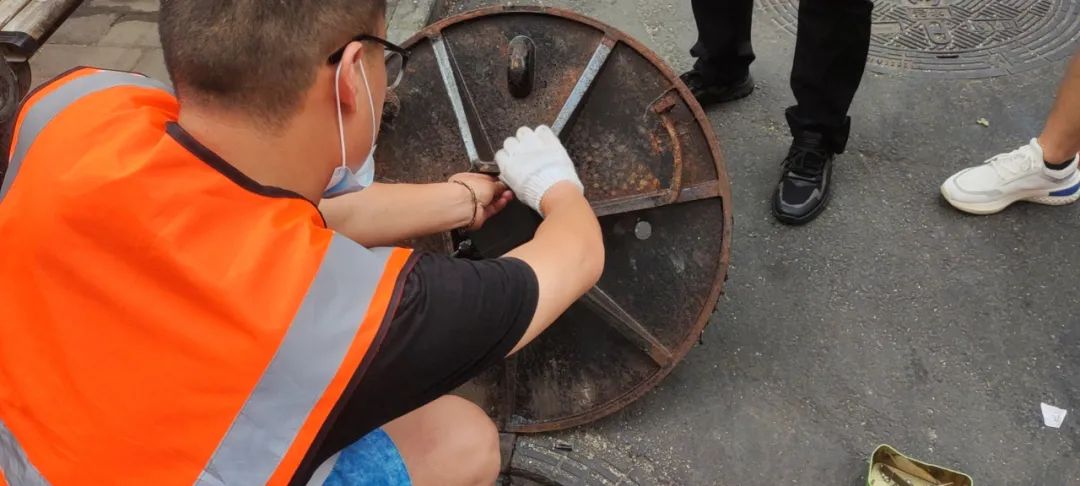 “智能井蓋”聽過嗎？汝州這些地方首批安裝100個！