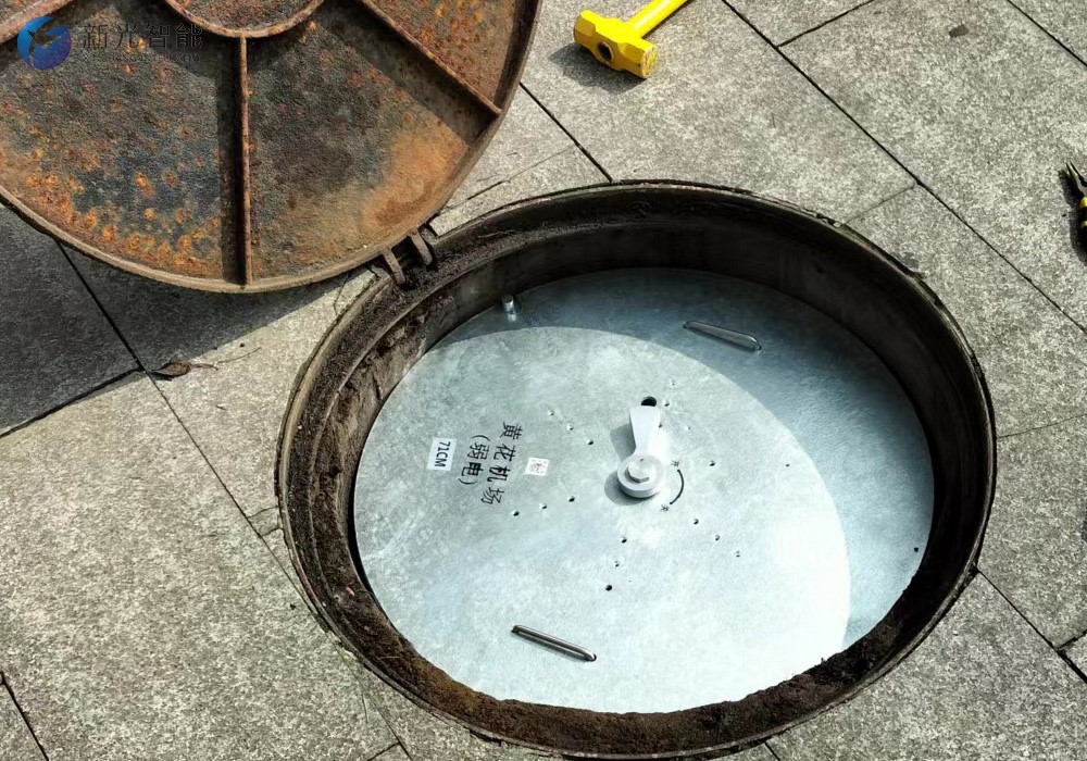 黃花機(jī)場(chǎng)弱電井-智能電子鎖井蓋安裝 黃花機(jī)場(chǎng)弱電井-智能電子鎖井蓋安裝