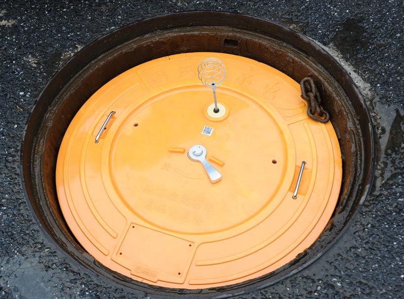 智能井蓋鎖與傳統(tǒng)井蓋相比，在那些方面有優(yōu)勢？