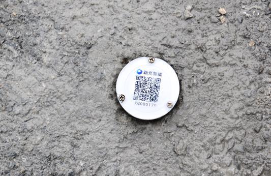 給窨井蓋加“智慧芯”！智能井蓋讓城市更安全