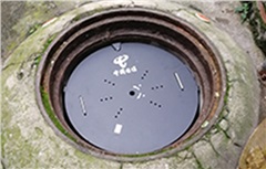 普通井蓋or智能電子鎖井蓋，你pick誰？