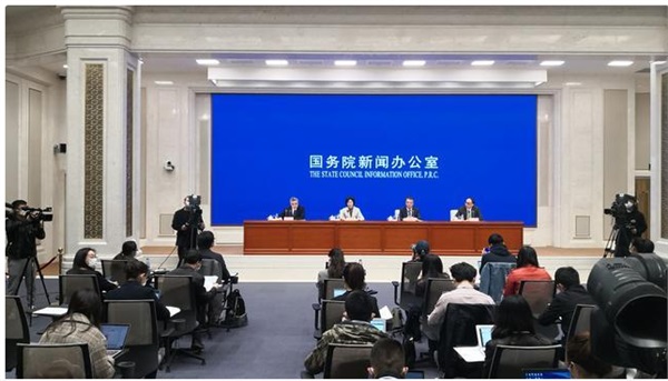 國家發(fā)展改革委：解決數(shù)字經(jīng)濟轉(zhuǎn)型難題 做到“能、會、敢”！